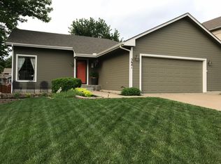 5641 SW 34th Ter, Topeka, KS 66614