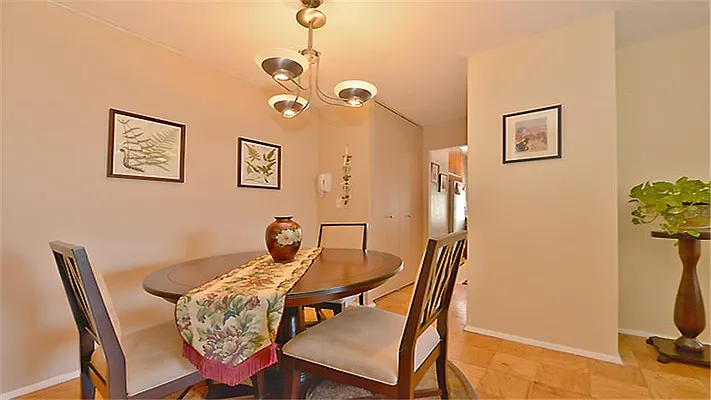 Sold by Fenwick Keats Real Estate | media 8