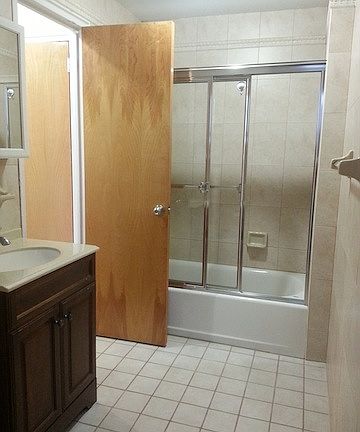 5th image of 3431 81st St APT A18