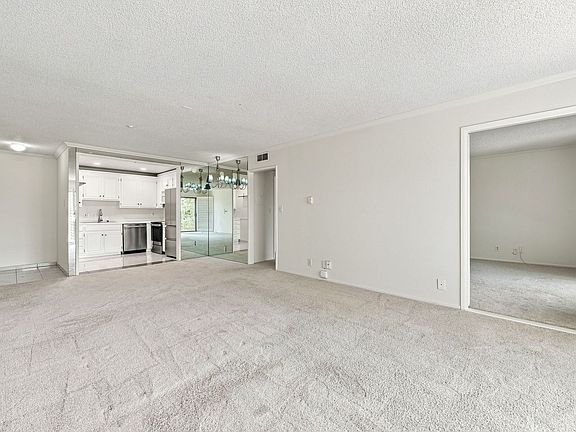 5th image of 300 Cagney Ln Penthouse 1