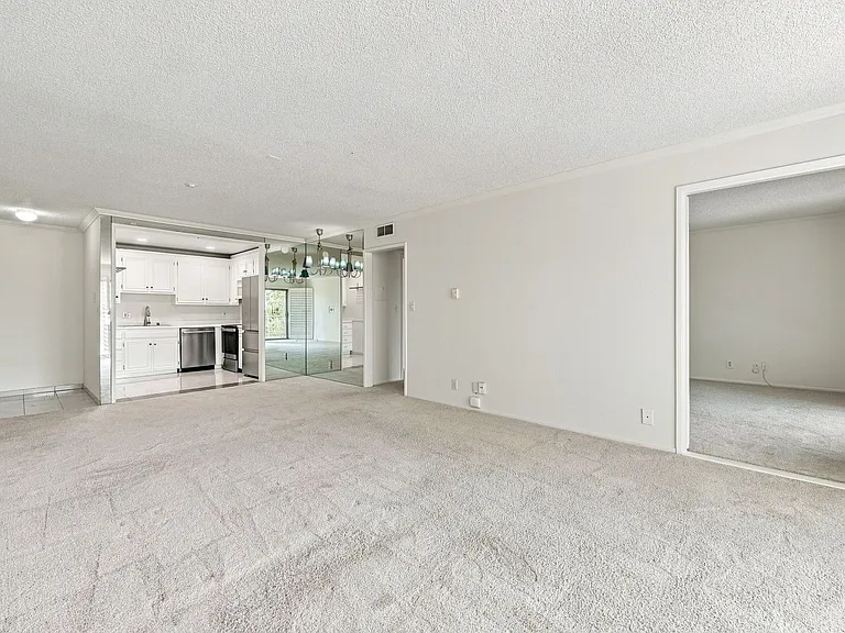 300 Cagney Ln #1 — Photo 5