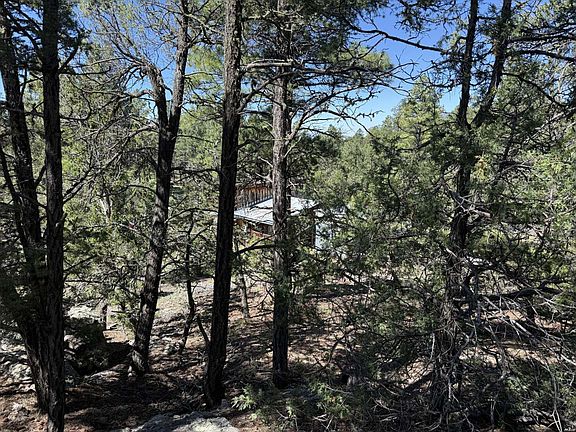 2nd image of 81 Felsic Rd
