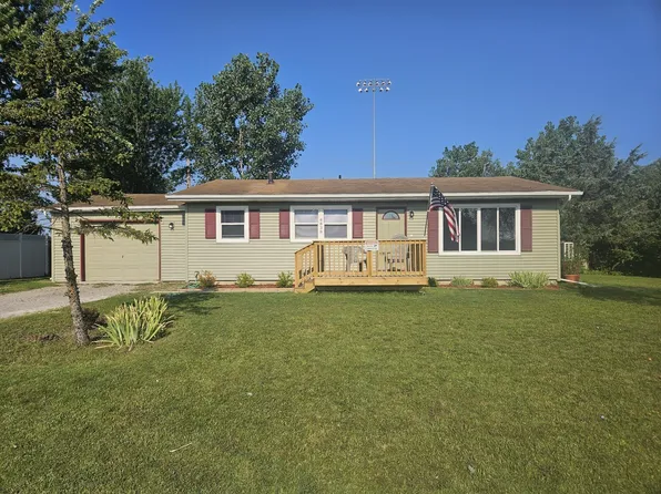 4838 N Clover Ln, Michigan City, IN 46360