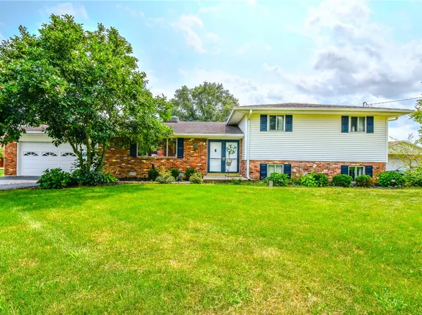 10833 Kendig Rd, New Carlisle, OH 45344