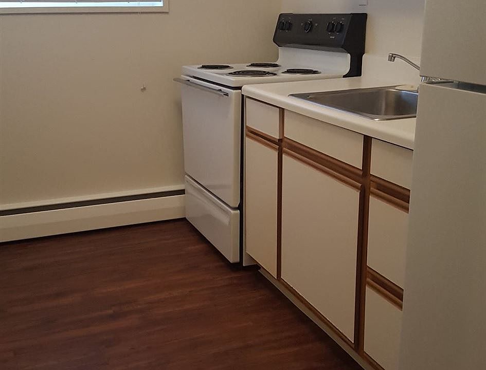 kitchen - new wood flooring