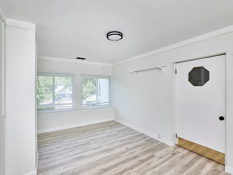6009 Bermuda Dr — Photo 13