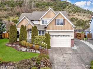 1708 Pointe Woodworth Dr NE, Tacoma, WA