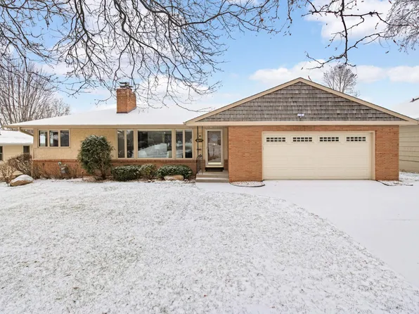 1047 Howell St S, Saint Paul, MN 55116