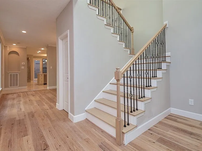 15735 Tanya Cir — Photo 17