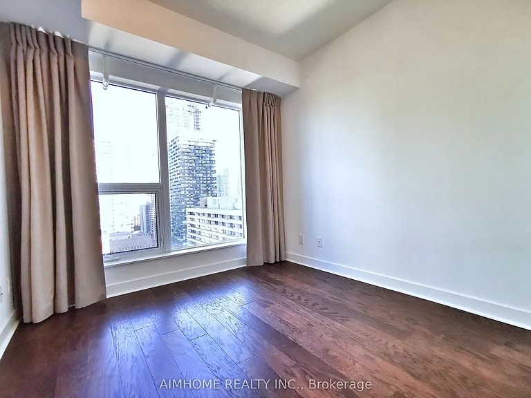 58 Orchard View Blvd #2006 — Photo 14