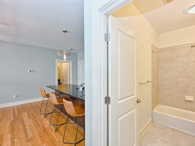 817 3rd Ave N #411 — Photo 20