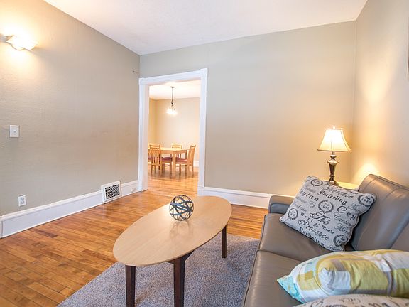 4th image of 3114 Russell Ave N