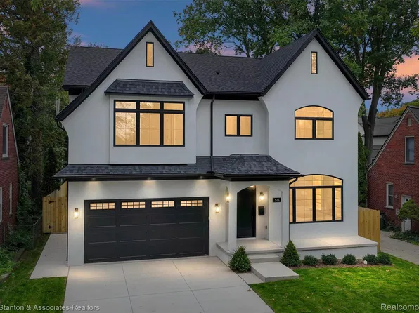 526 W Webster Rd, Royal Oak, MI 48073