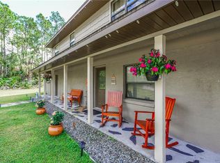 1305 E Garon Cv, Geneva, FL 32732