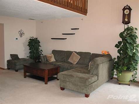 Spacious Great Room