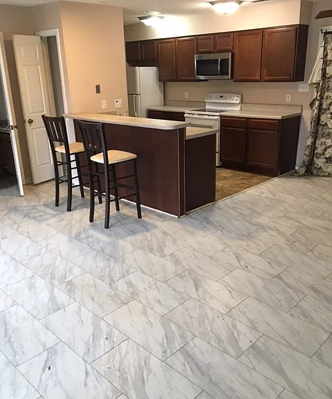 3618 Pine Knoll Dr — Photo 3