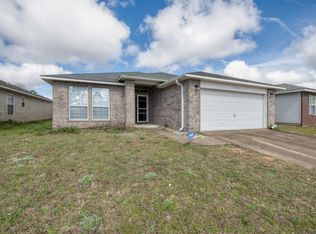 2037 Catline Cir, Navarre, FL 32566