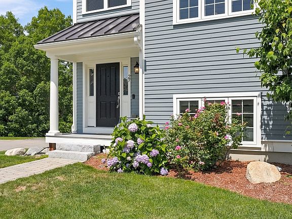 3rd image of 27 Clarks Hill Ln #27