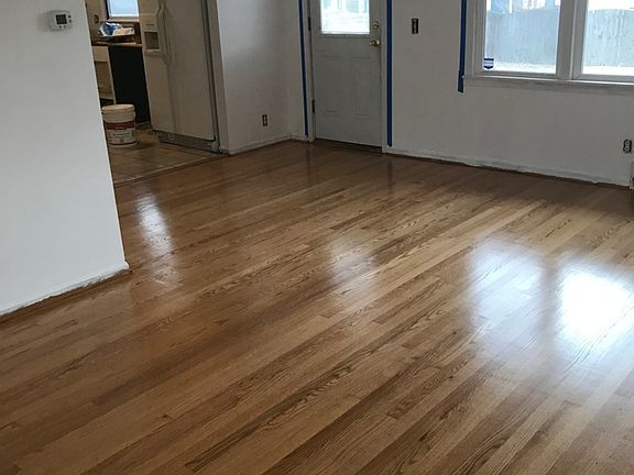 3rd image of 215 S Western Ave