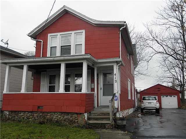 1st image of 412 Maple St
