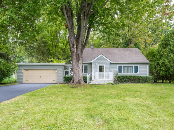 2286 Washington Ave, Saint Joseph, MI 49085