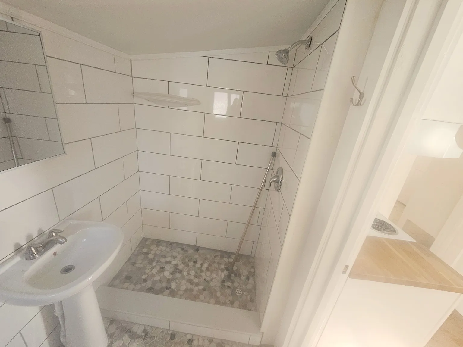 38 Lafolette St — Photo 2