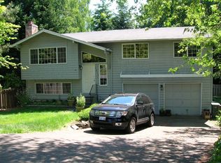 5833 NE 198th Pl, Kenmore, WA 98028