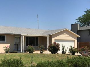 107 Harrison St, Grandview, WA 98930