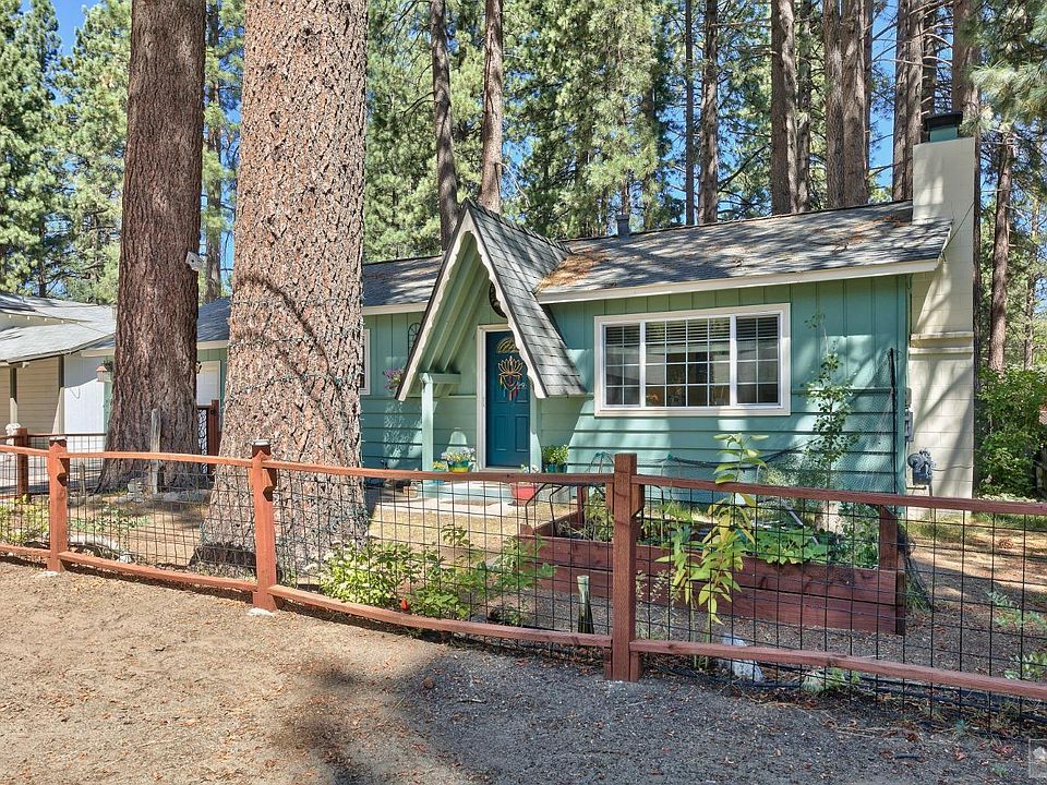 2nd image of 803 Patricia Ln