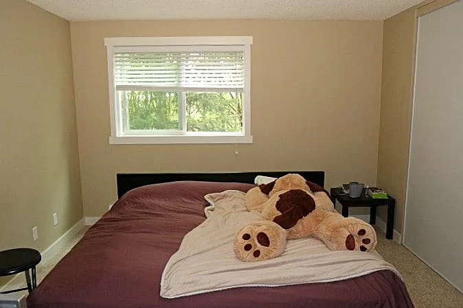 bedroom1