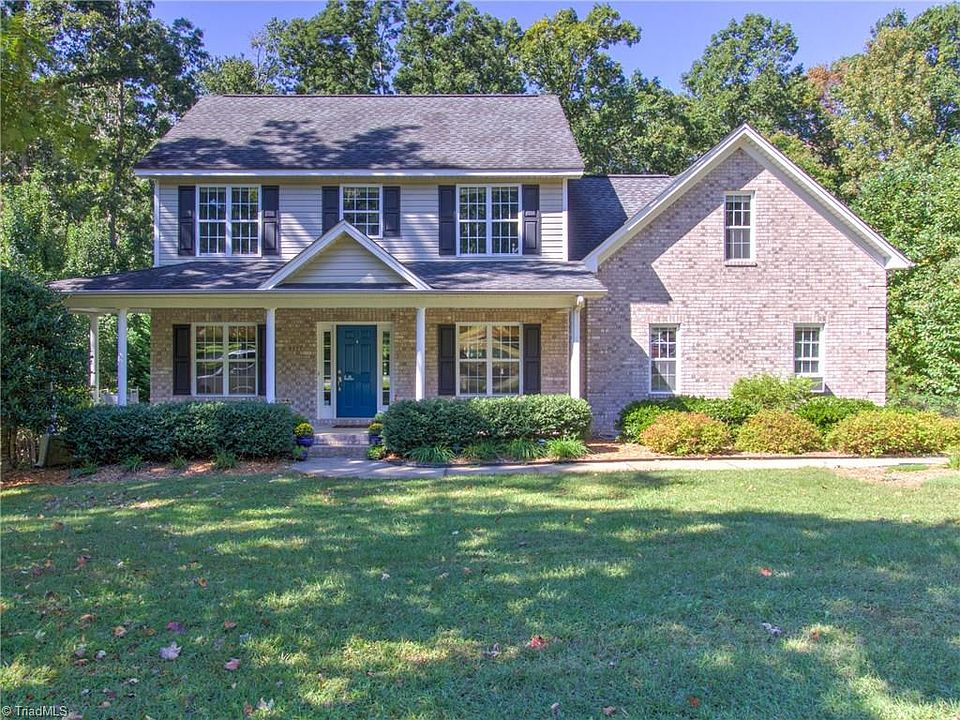 1st image of 8117 Kelly Oak Dr