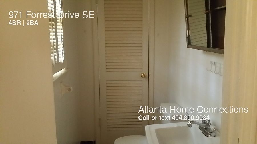 2nd image of 971 Forrest Dr SE