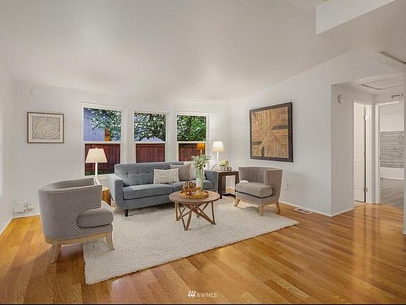 5th image of 12827 28th Ave SE