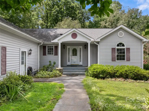 8 Keasler Rd, Asheville, NC 28805