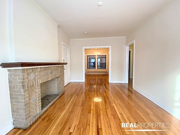 2nd image of 1033 Dempster St #E1