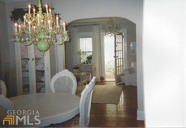 Beautiful Home Must See Insi