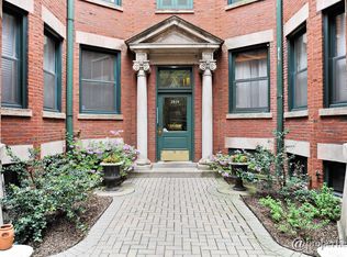 2819 N Cambridge Ave APT 3S, Chicago, IL 60657