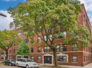 1253 W Roscoe St #1, Chicago, IL 60657