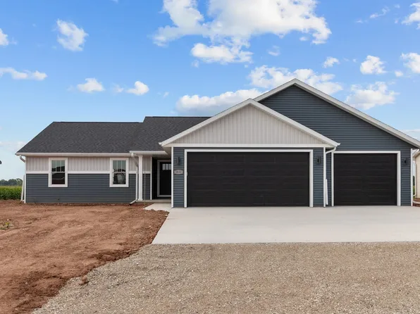2031 White Dove Ln, Kaukauna, WI 54130