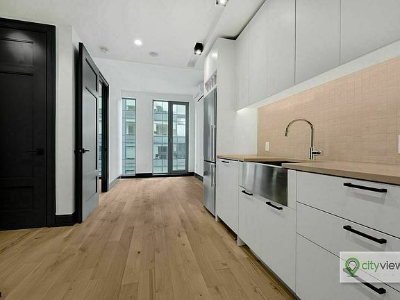 3rd image of 42-20 27th St #425