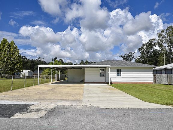 2nd image of 809 Schriever St