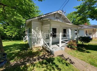 916 N Jackson Ave, Winston Salem, NC 27101