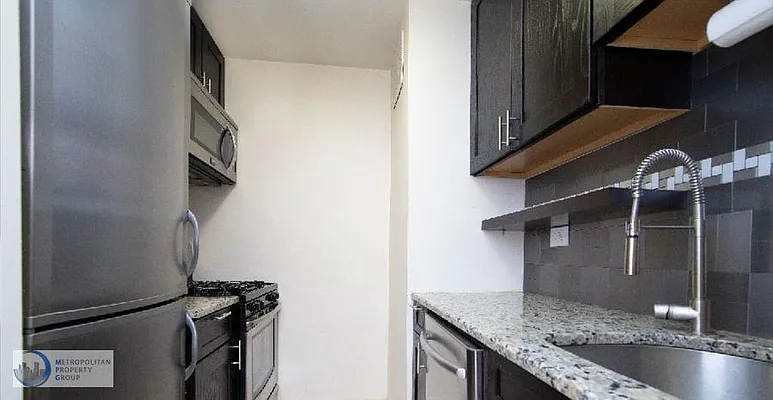 Rented by Metropolitan Property Group | media 3