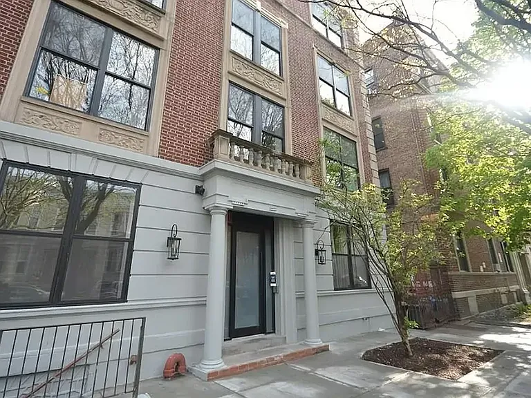 1321 Union St #3L — Photo 10