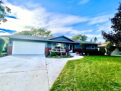 760 Carol Ave, Elgin, IL, 60123