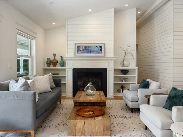 597 3rd St E, Sonoma, CA 95476