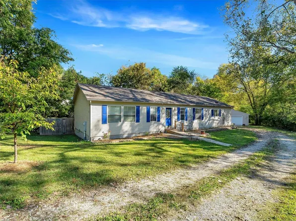 106 Beauty View Dr, Gray Summit, MO 63039