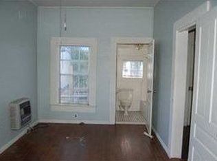 159 4th St, Apalachicola, FL 32320