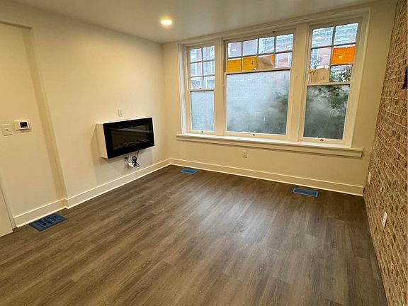4th image of 513 N 2nd St #1