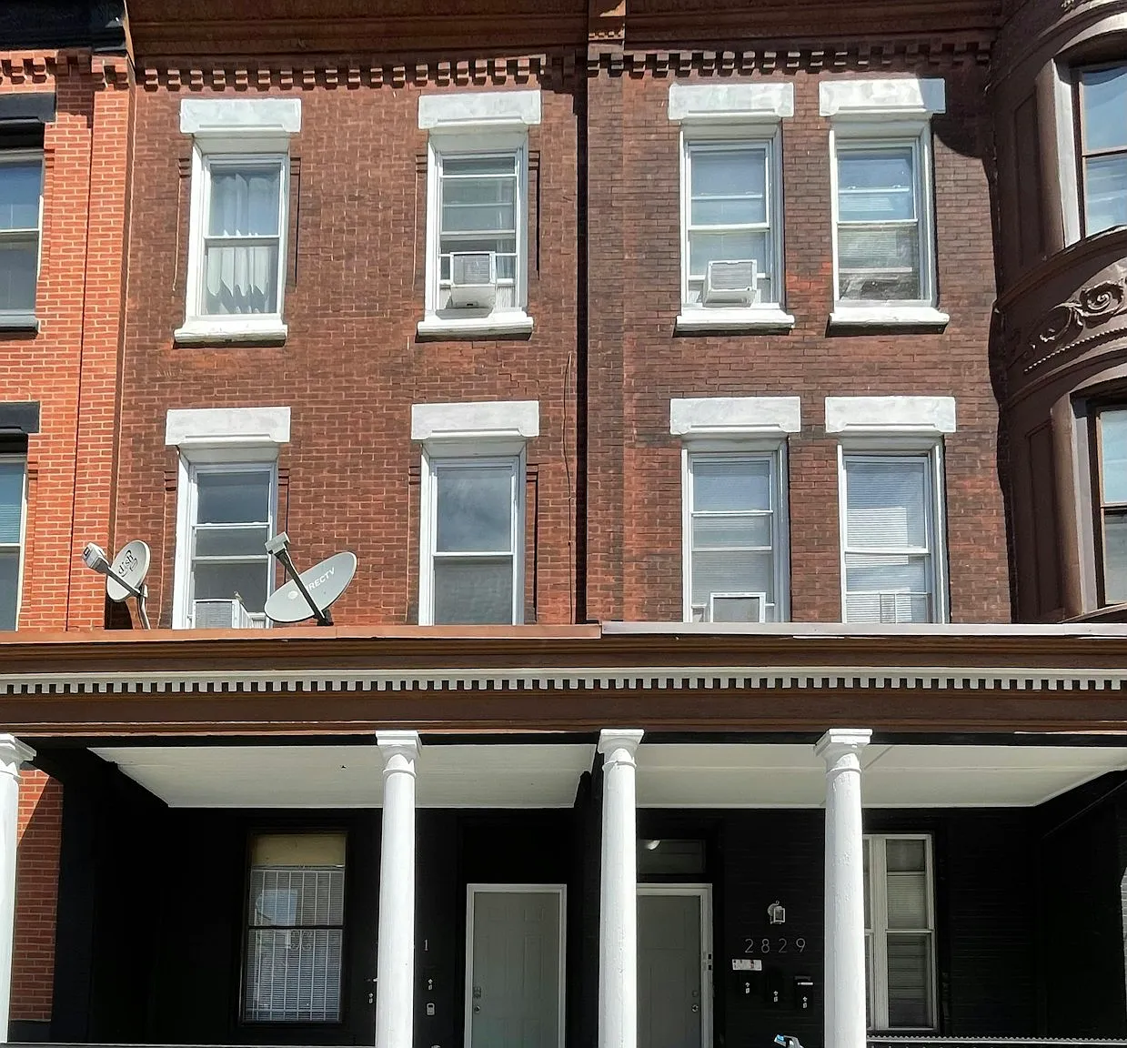 2831 West Oxford Street, Unit 1 — Photo 2